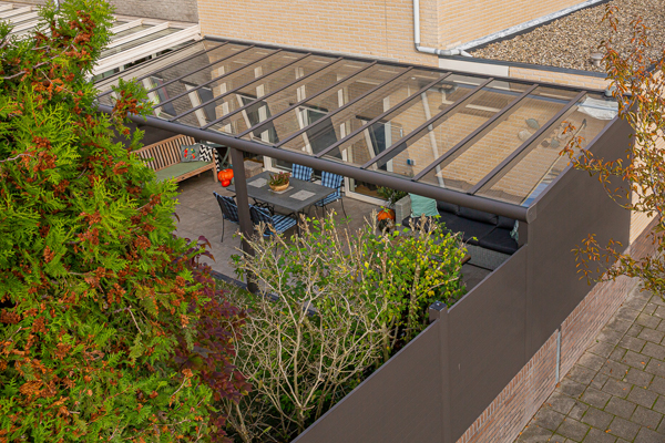 visser-verandas_schutting-veranda-ede_00-1